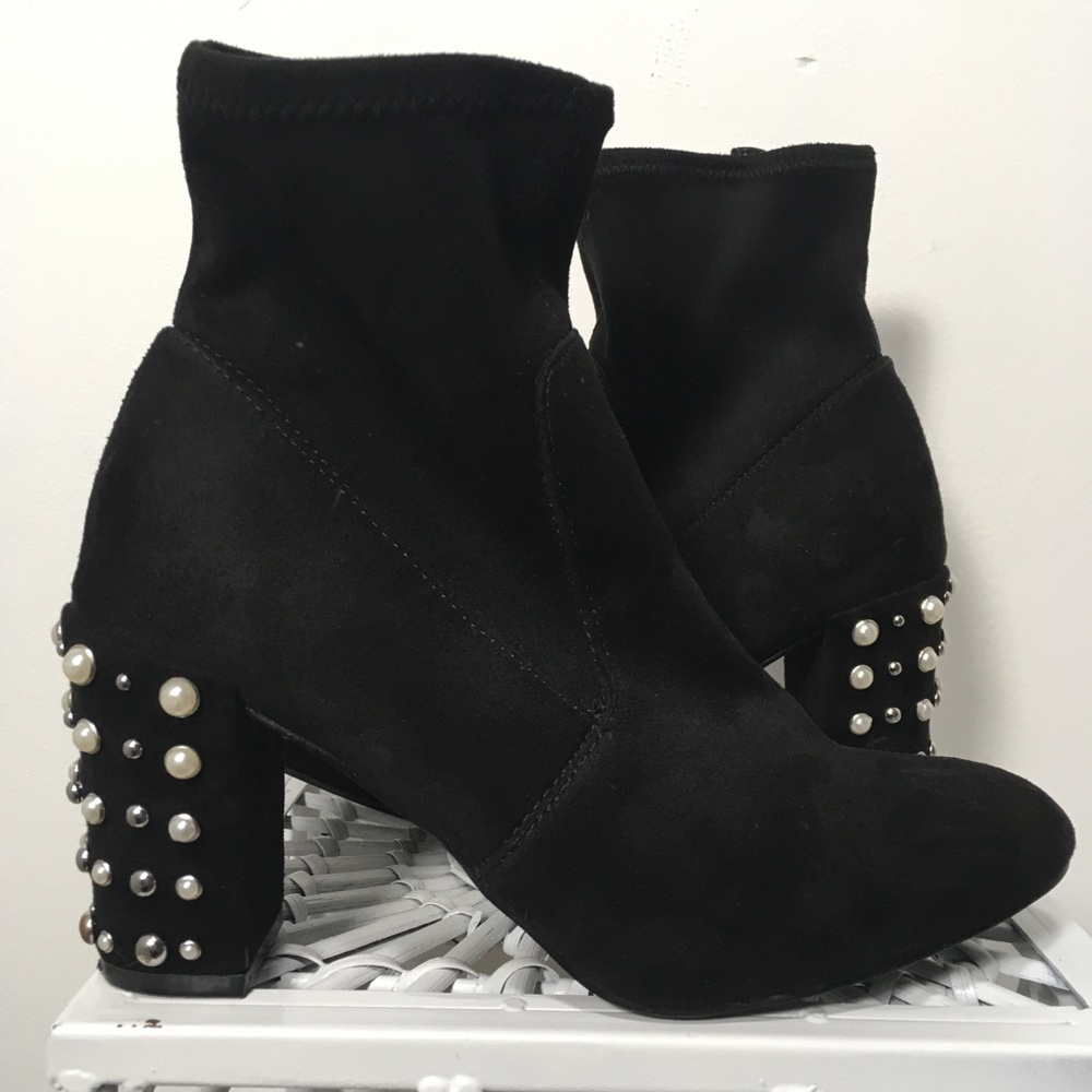 Steve Madden Yvette Embellished Bootie size 8